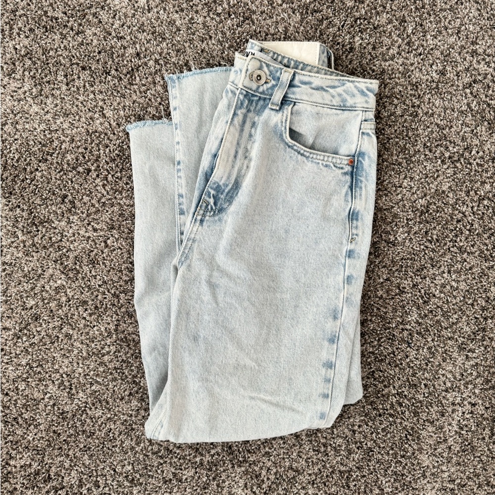 Zara light wash jeans